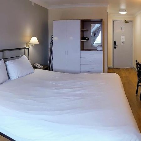 247Hotel.com Oldham Esterno foto