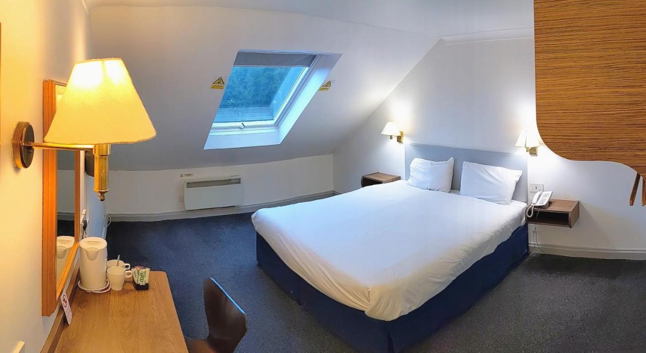 247Hotel.com Oldham Esterno foto
