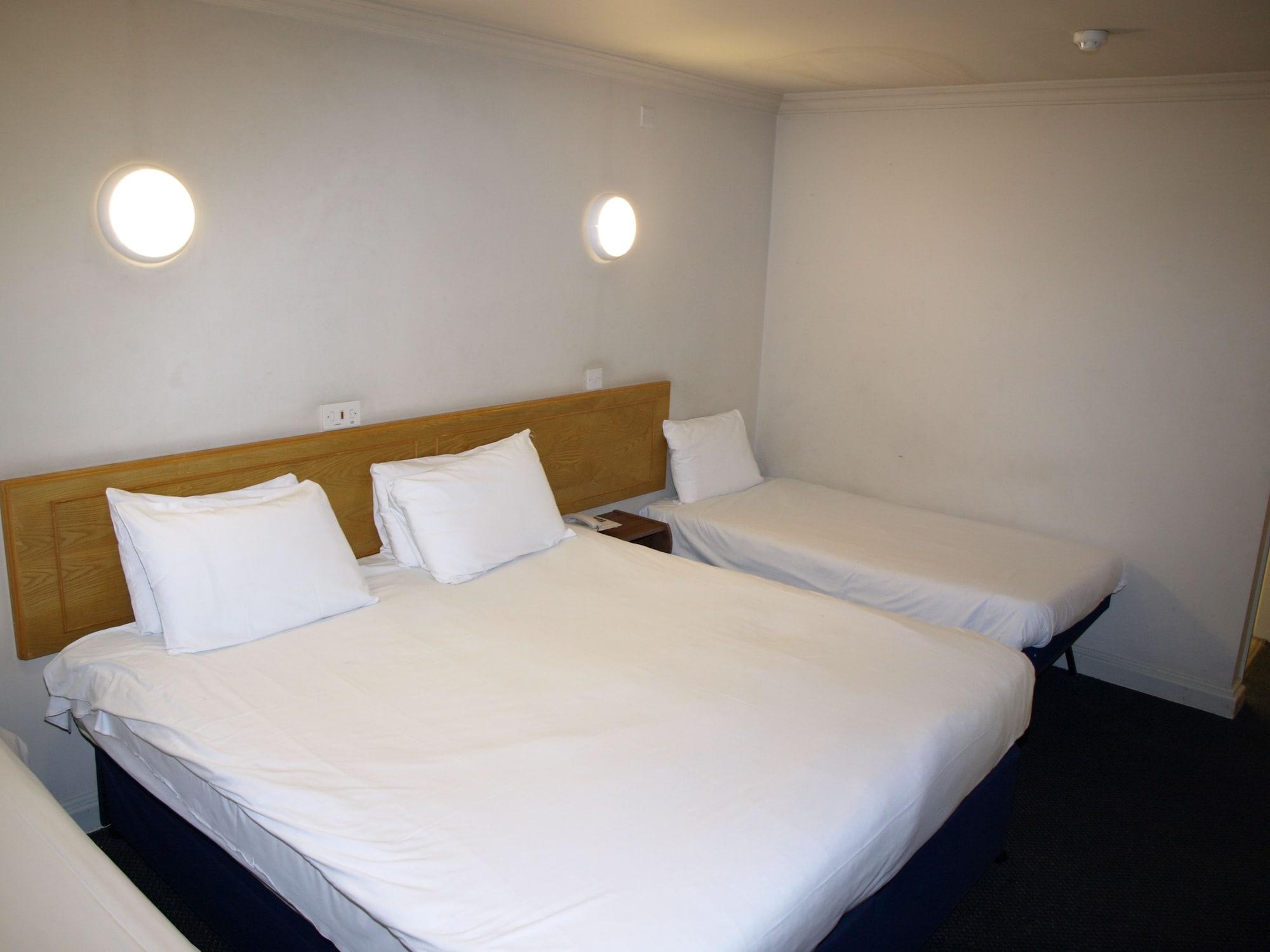 247Hotel.com Oldham Esterno foto