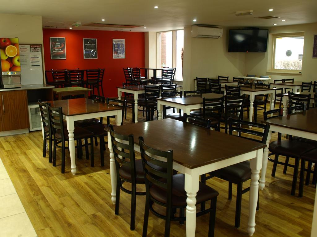 247Hotel.com Oldham Esterno foto