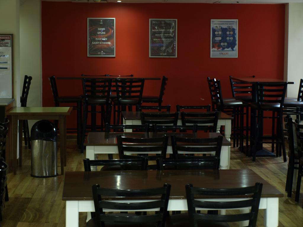 247Hotel.com Oldham Esterno foto
