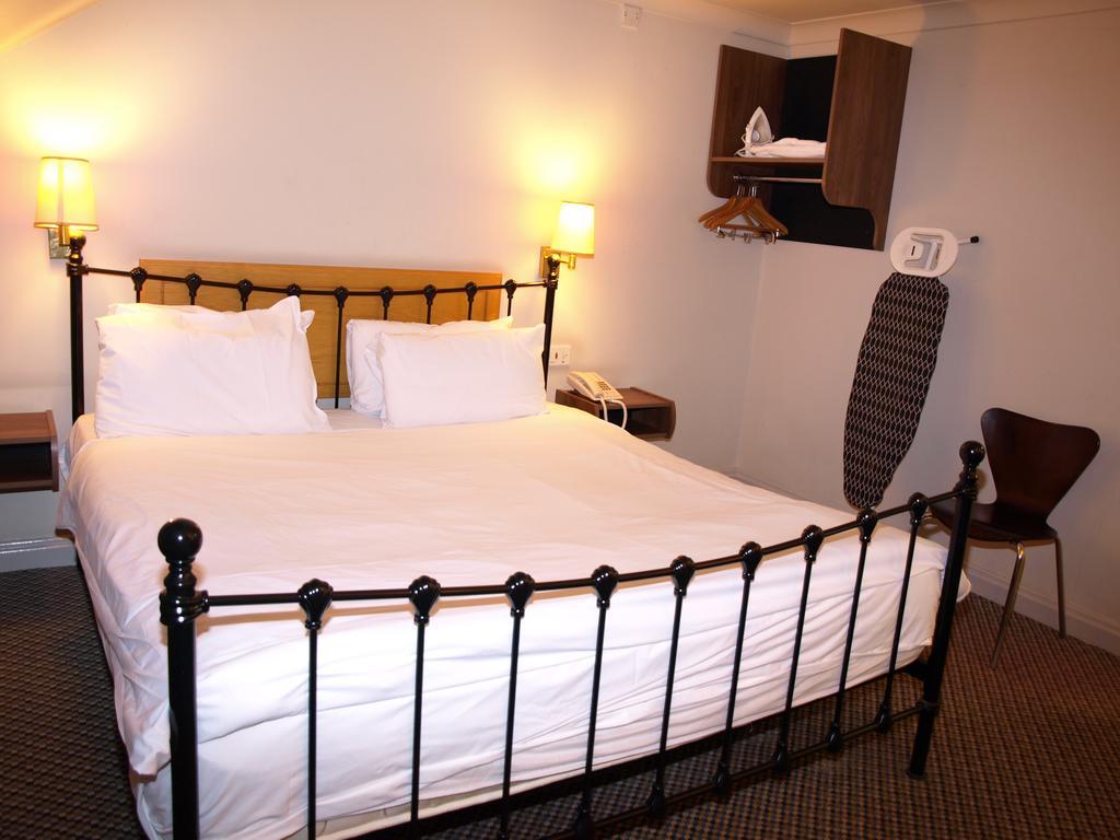 247Hotel.com Oldham Esterno foto