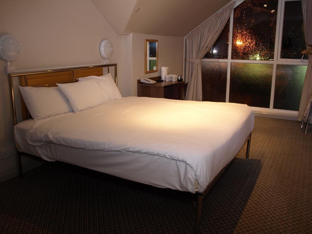 247Hotel.com Oldham Esterno foto
