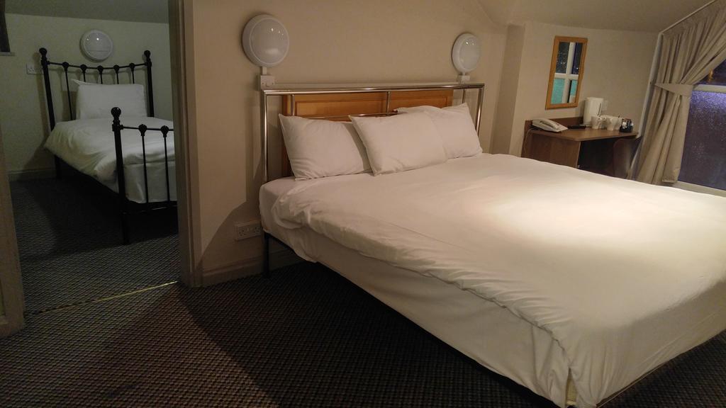 247Hotel.com Oldham Esterno foto